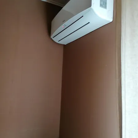Frantsuzkiy Boulevard Apartment *