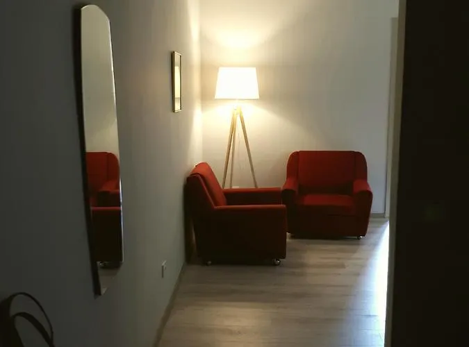 Frantsuzkiy Boulevard Apartment